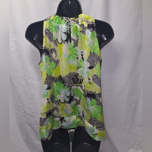 Essentials small tank top - Picture 5 of 6